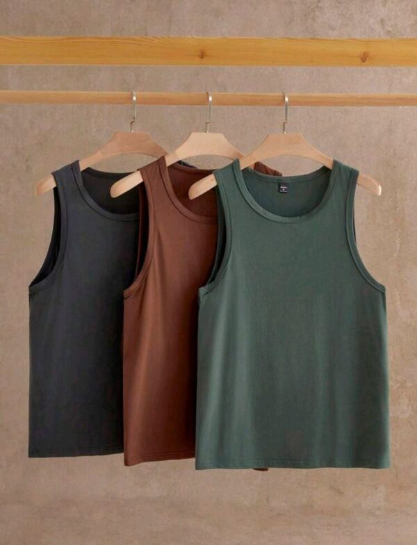 Manfinity ModaGents Men’s Sleeveless Knitted Summer Top
