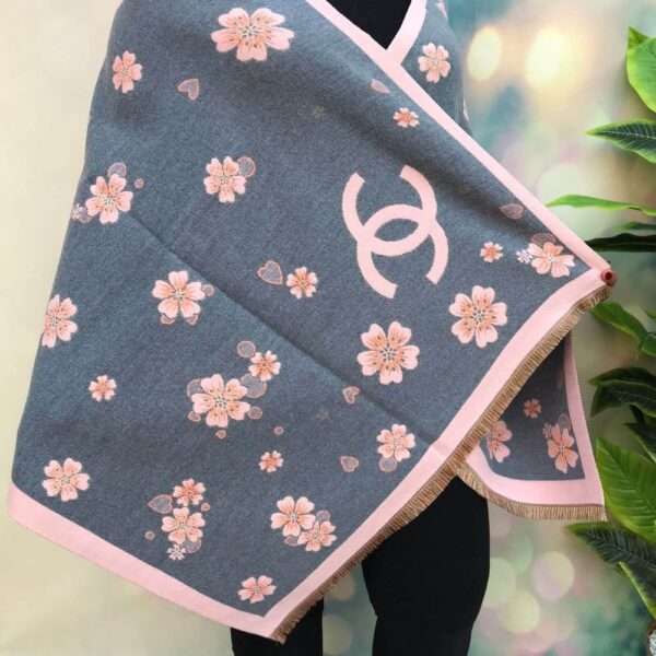 Women's winter hijab - Image 3